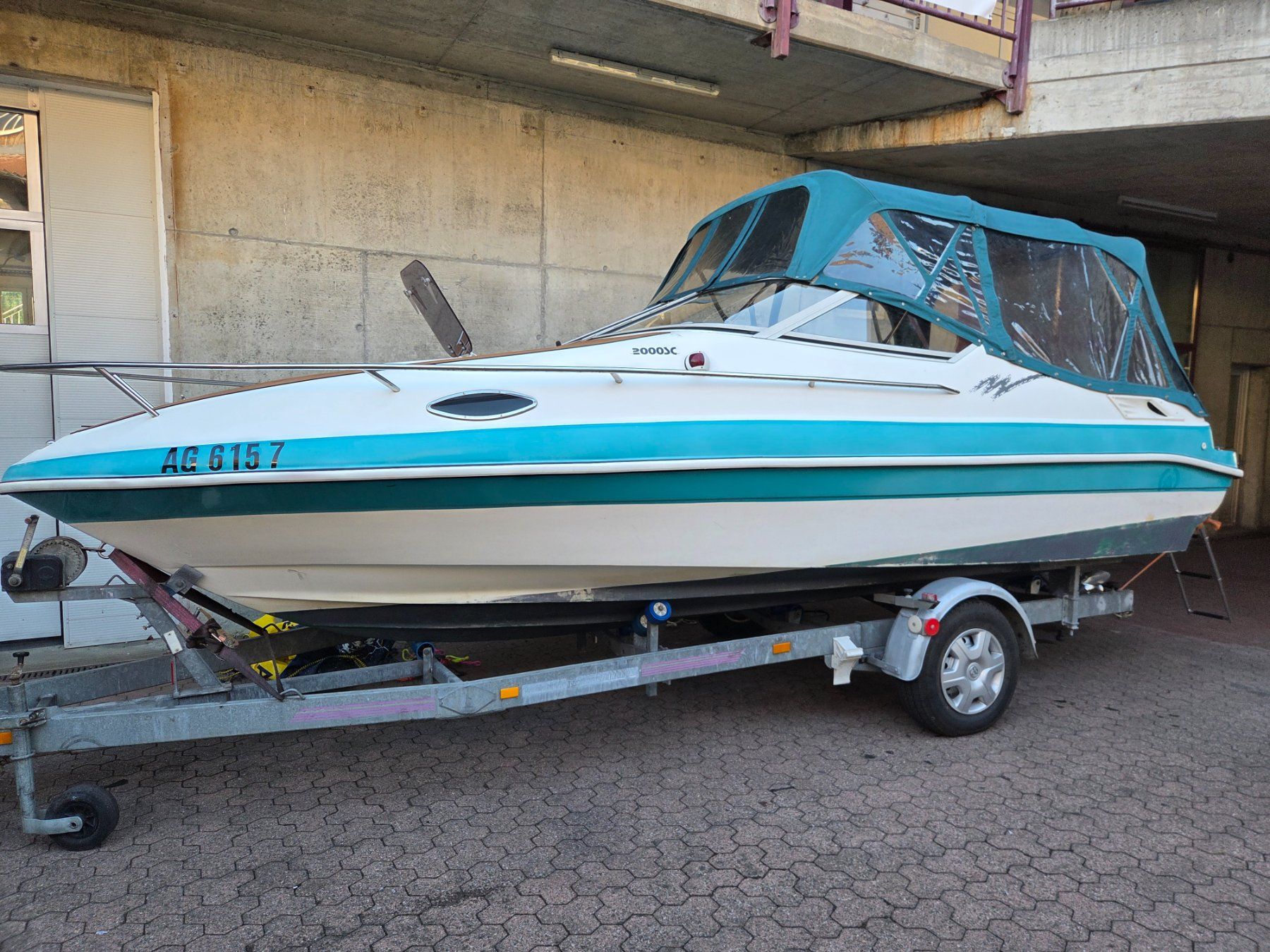 Performance Bateaux: Motorschiff Performance 2000C – D'occasion à Reinach AG par GarageDenis