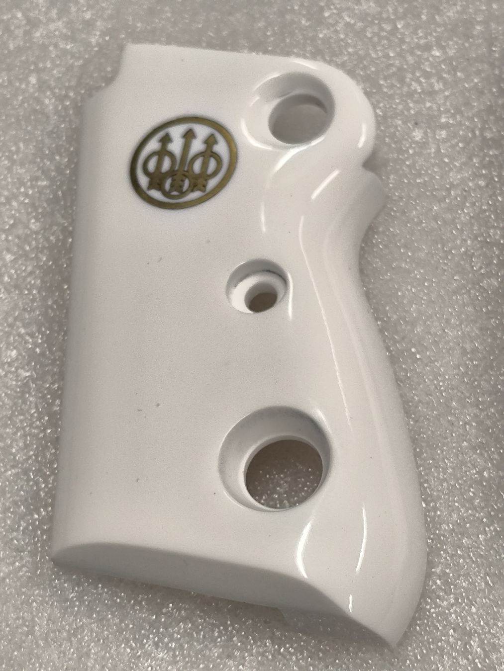Tiro a segno: Griffschalen Beretta ( 54 ) – Nuovo (secondo la descrizione) da Cama venduto da anto_a 1