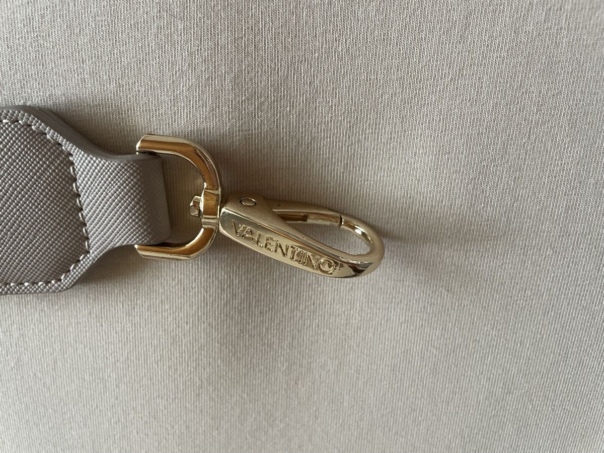Valentino Borse da donna: Valention Umhängetasche mit Wechselband – Nuovo (secondo la descrizione) da Unteriberg venduto da chi_d8cn 5
