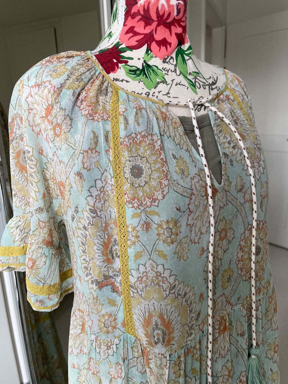 Nile Vestiti: Sommer-Kleid NILE Gr. S ca. 38 Viscose – Usato da Zürich venduto da Pamuk04 2