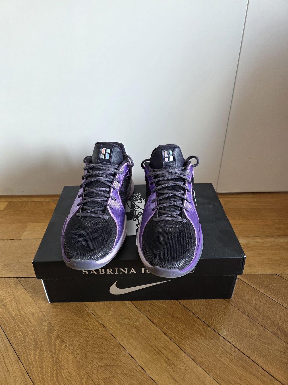 Nike Scarpe da uomo: Nike Sabrina 2 taille 42.5 – Usato da Fribourg venduto da bob_tc9q 1