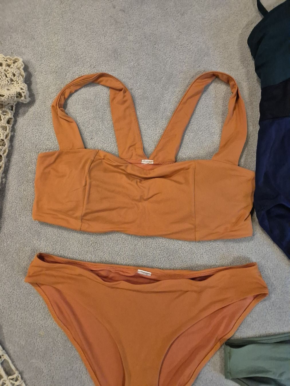 Badekleider & Bikinis: Bademode gr40/42 – Gebraucht aus Zürich von Drago670 1