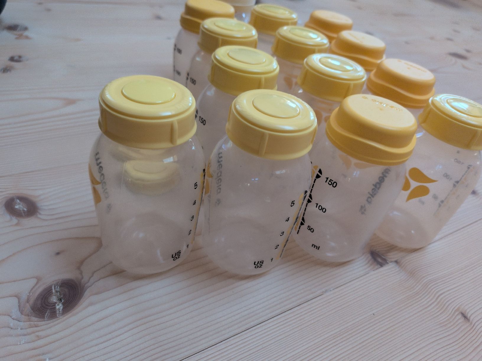 Medela Baby-Mahlzeiten: 14 Medelafläschchen 150ml – Gebraucht aus Oberhelfenschwil von Tattar 2