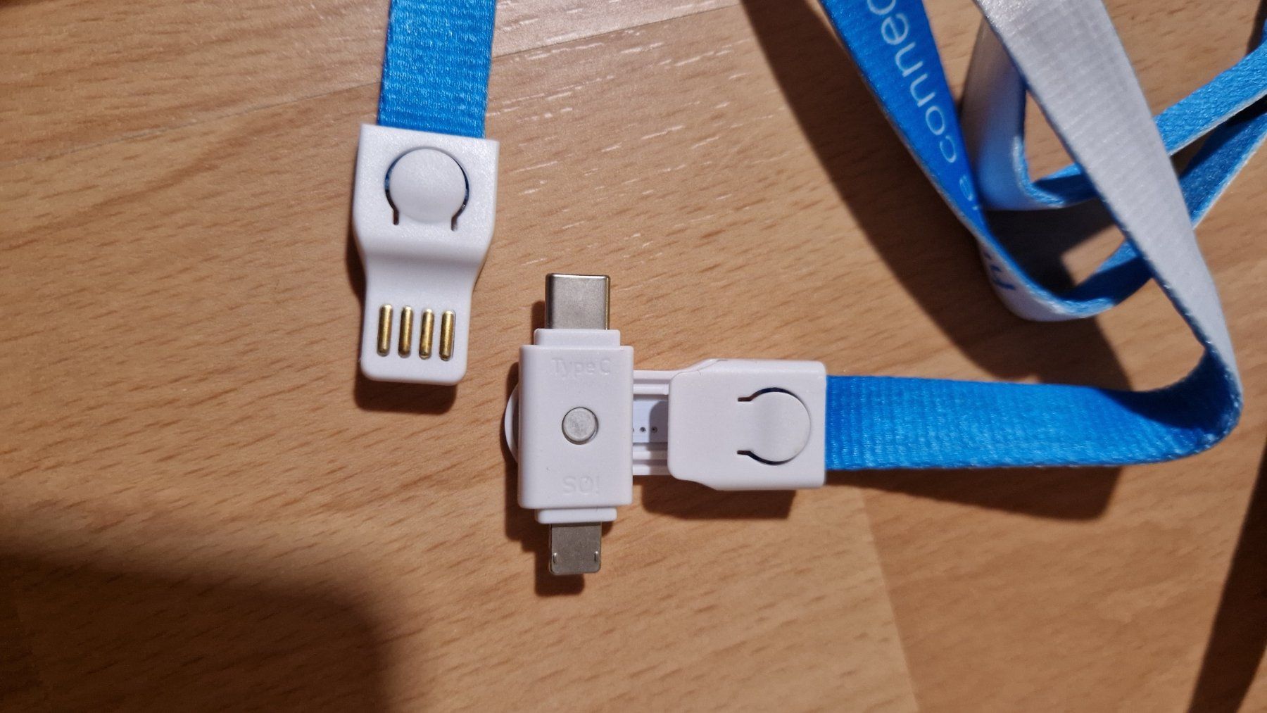 Câbles: Diverse USB-Ladekabel – D'occasion à Zürich par Korhal 2
