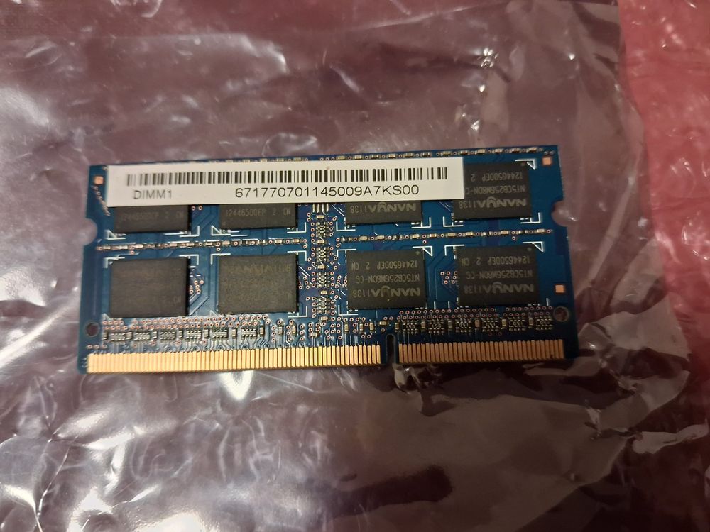 Barrette mémoire NANYA 512 MO SO-DIMM DDR PC2700S
