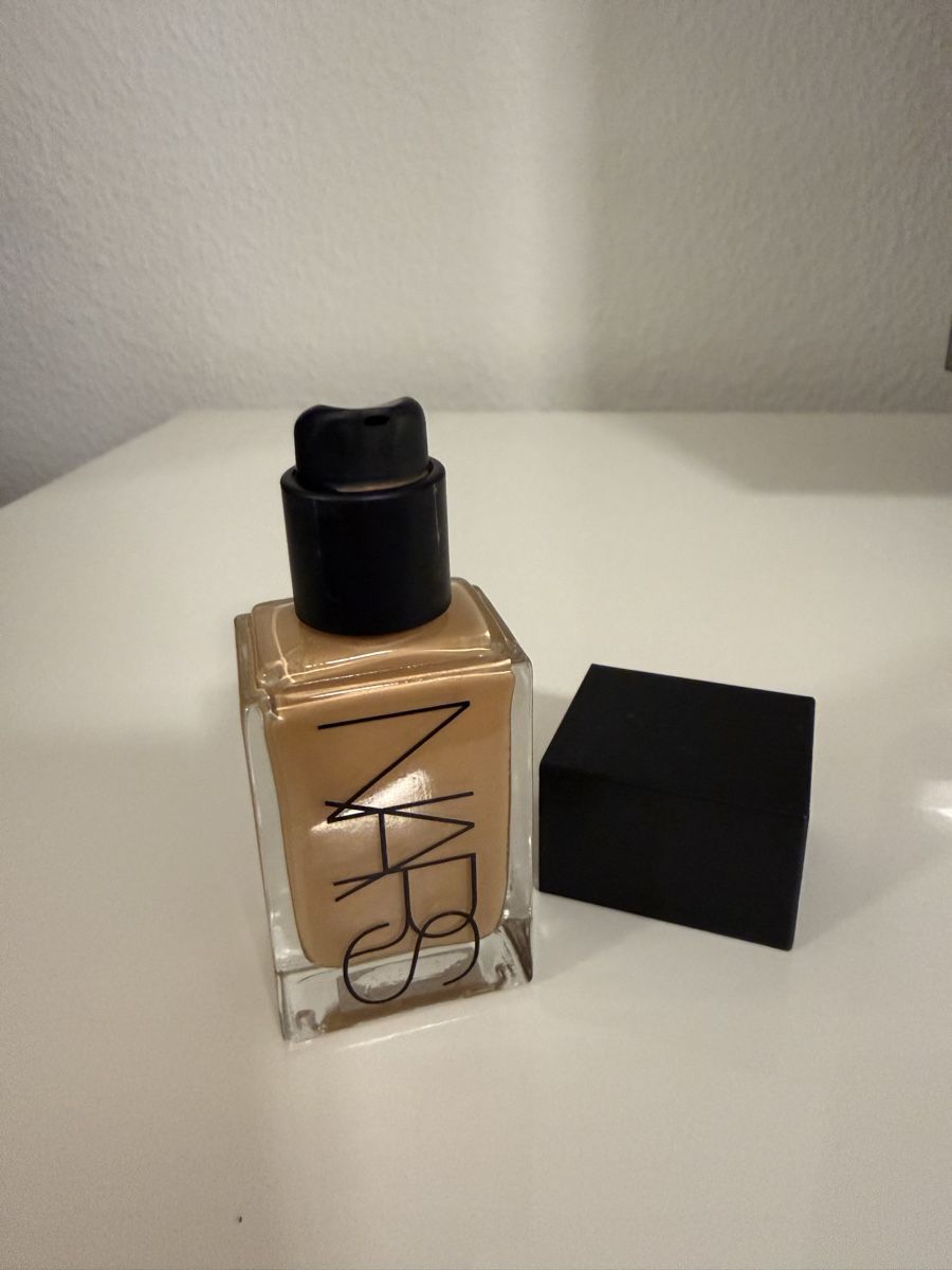 Nars Make-up: NARS Light Reflecting Foundation Barcelona M4 30ml – Usato da pratteln venduto da Bogi94 3