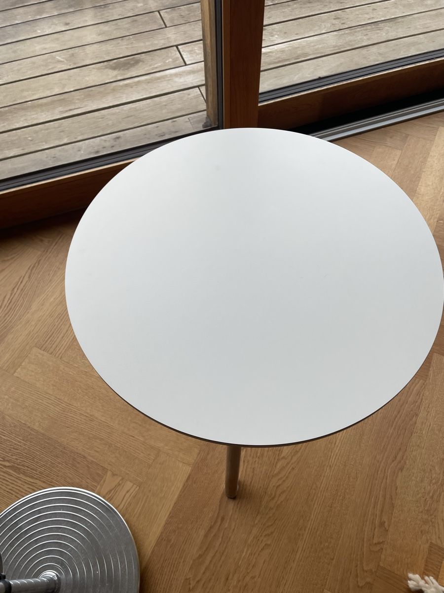 Tische: Couchtisch Rund , 50cm Durchmesser , – Gebraucht aus Küsnacht ZH von ste_k5ym 2