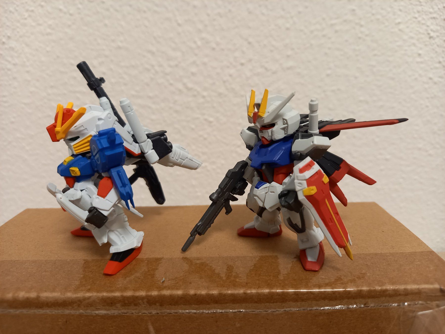 Bandai Kit di modellismo & Modellini statici: Gundam Converge Mini Figures Strike, Destiny, Banshee, RX-78 – Usato da Caslano venduto da mecha_gundam 6