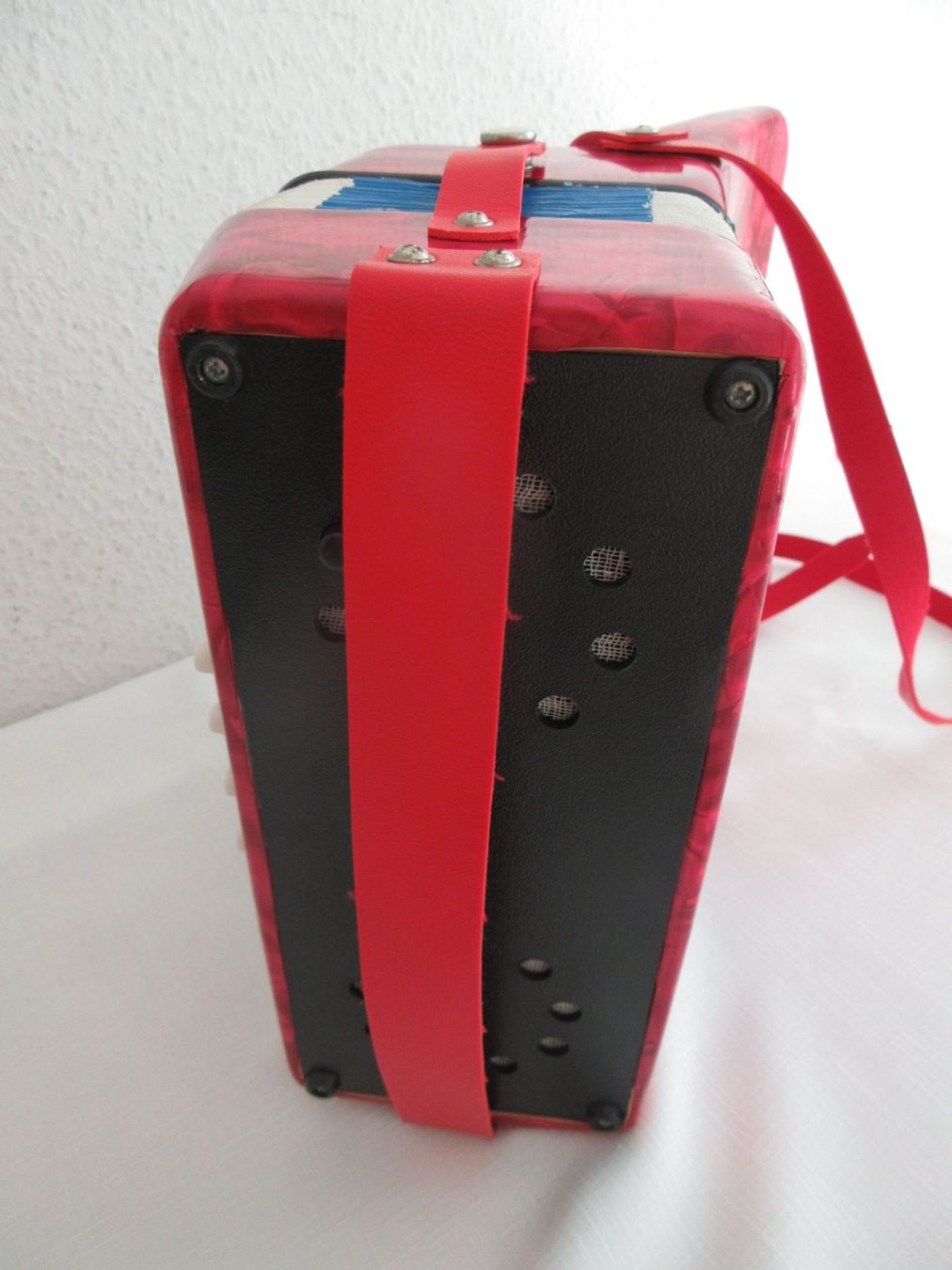 Bontempi Musikinstrumente: Kinder Akkordeon Bontempi – Gebraucht aus Binningen von Oldfashion 3