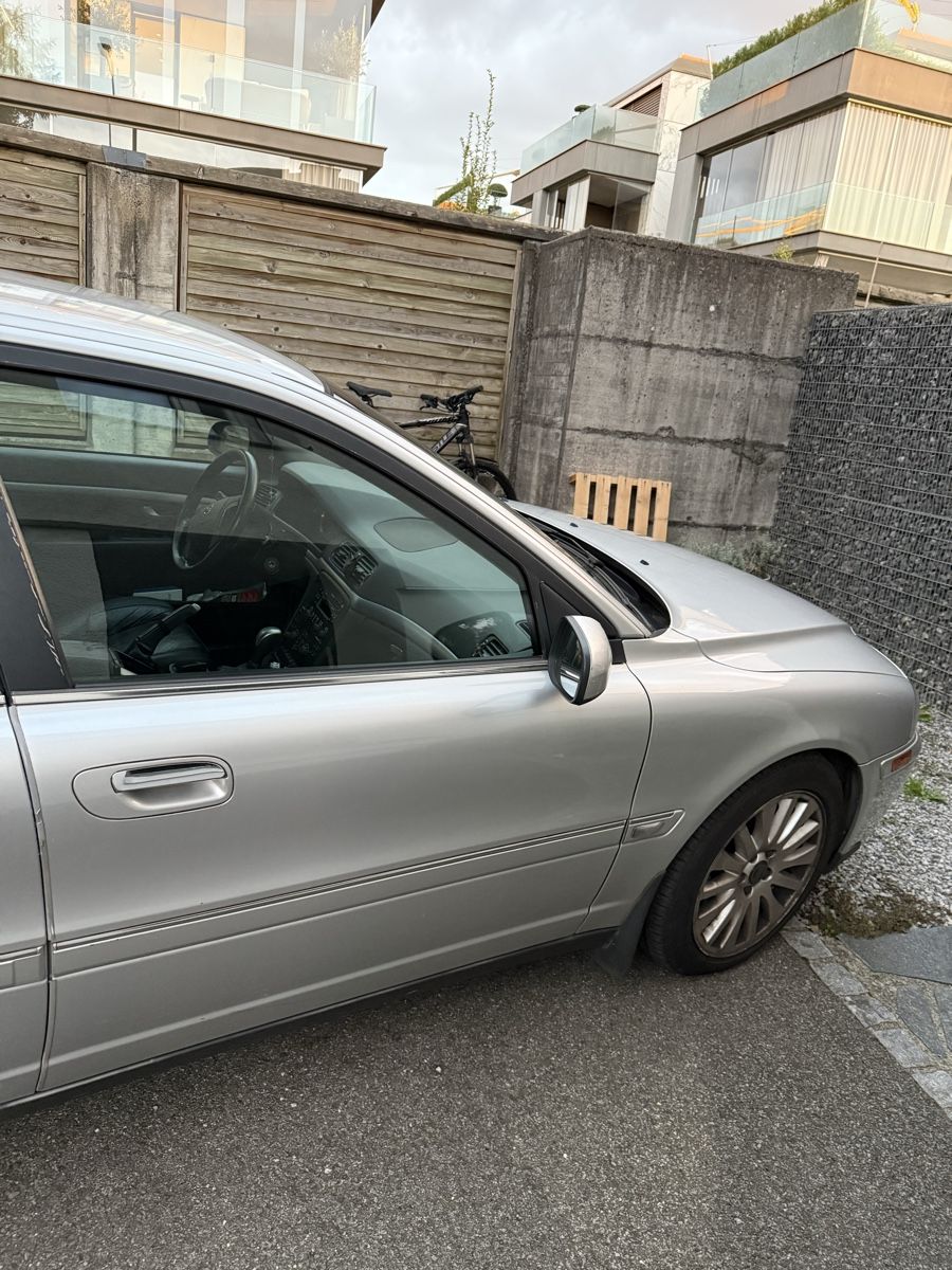 Volvo Automobili: Volvo S80 V6 – Usato da Wilen b. Wollerau venduto da lor_5nmv 7