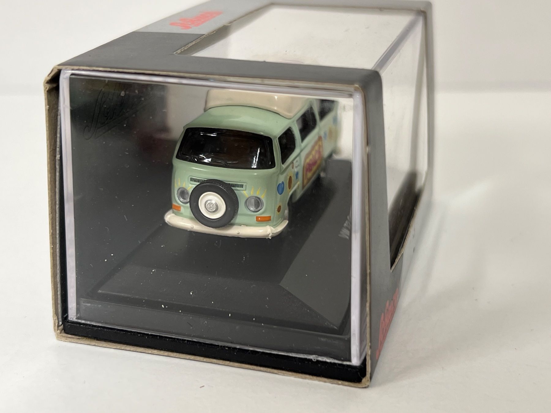 Schuco Modellini di ferrovie: Schuco Bully Hippiebus  1:87 H0 – Nuovo (secondo la descrizione) da Neuenhof venduto da ludovicco 2