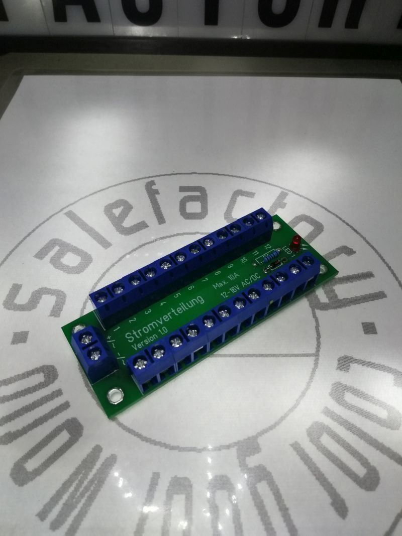 Alimentazione elettrica: Stromverteiler für AC+DC, 12-16V, 10A – Nuovo e nell'imballaggio originale da Luzern venduto da Salefactory