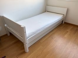 Flexa Kinderbett 90x200 Weiss Holz mit 2 Rollschubladen