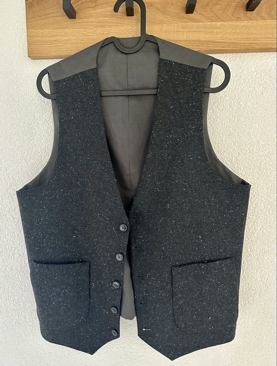 Gilet & Giacche: Selected Herren Weste Grösse 50 – Usato da Brütten venduto da nebraska15