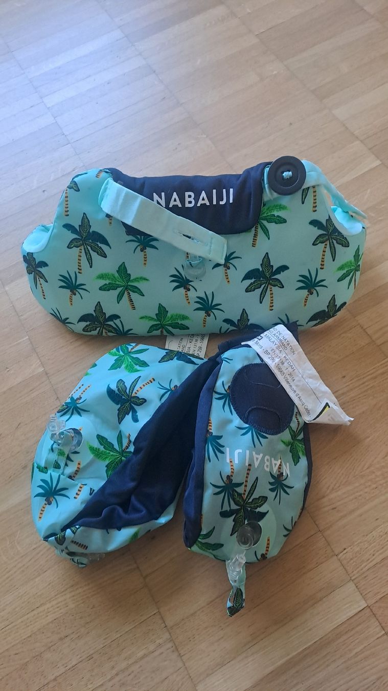 Decathlon Schwimmwesten: schwimweste – Gebraucht aus Zug von katharinab87
