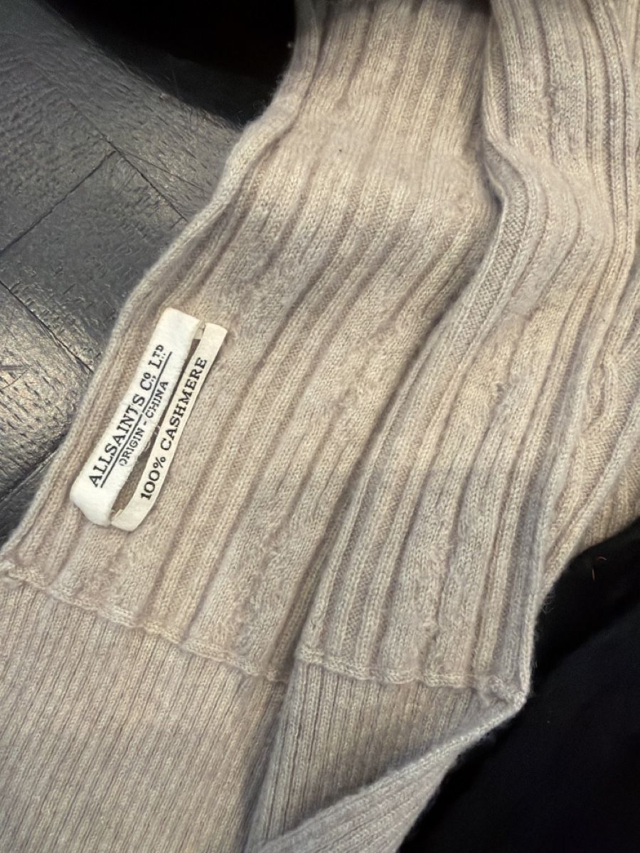 Foulard & Sciarpe: All Saints 100% cashmere scarfs – Usato da Cologny venduto da pichi26 2