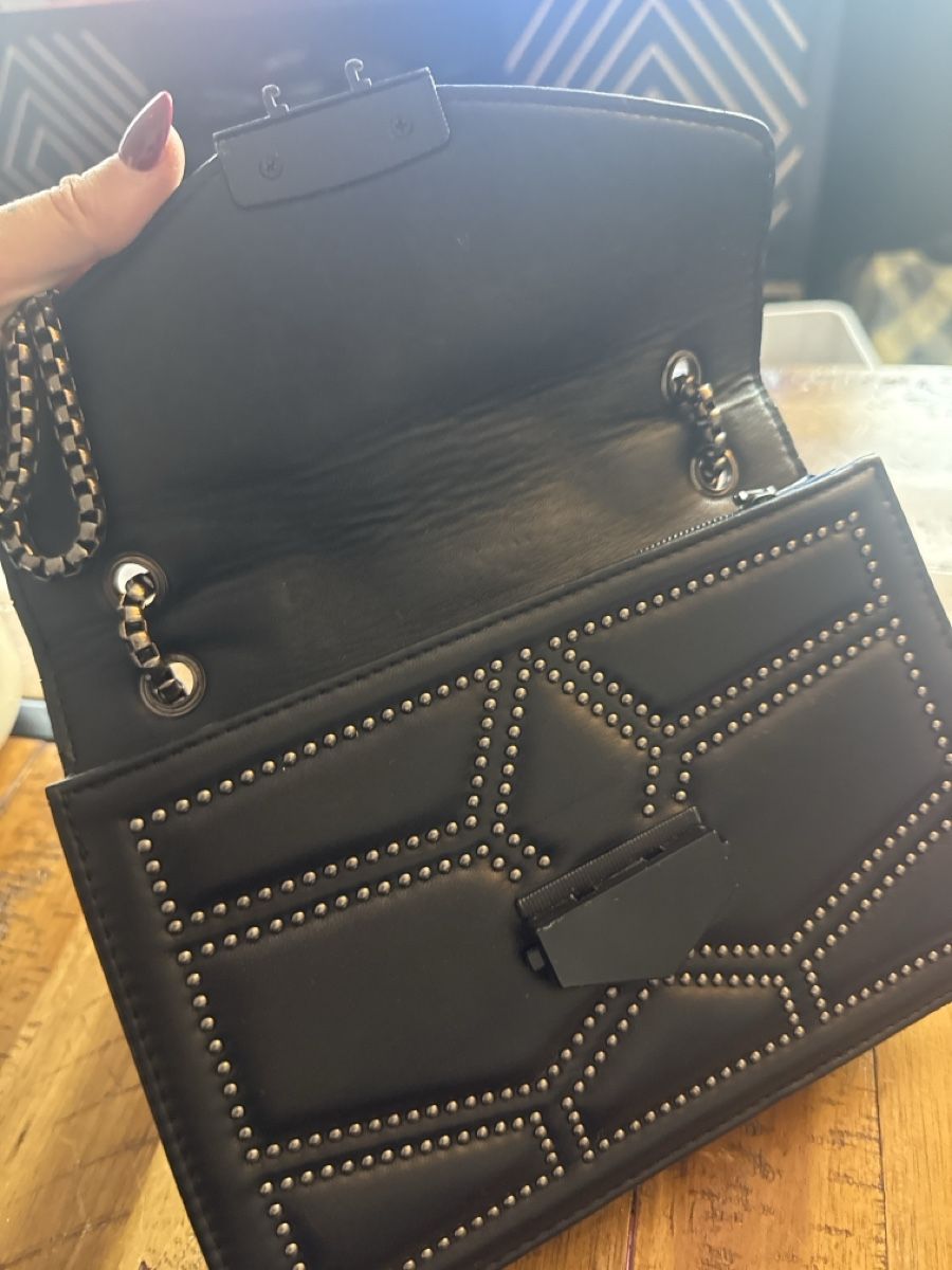 Taschen für Damen: Black Shoulder Bag with Studs, Like New Condition – Gebraucht aus Zürich von ann_h6tp 1
