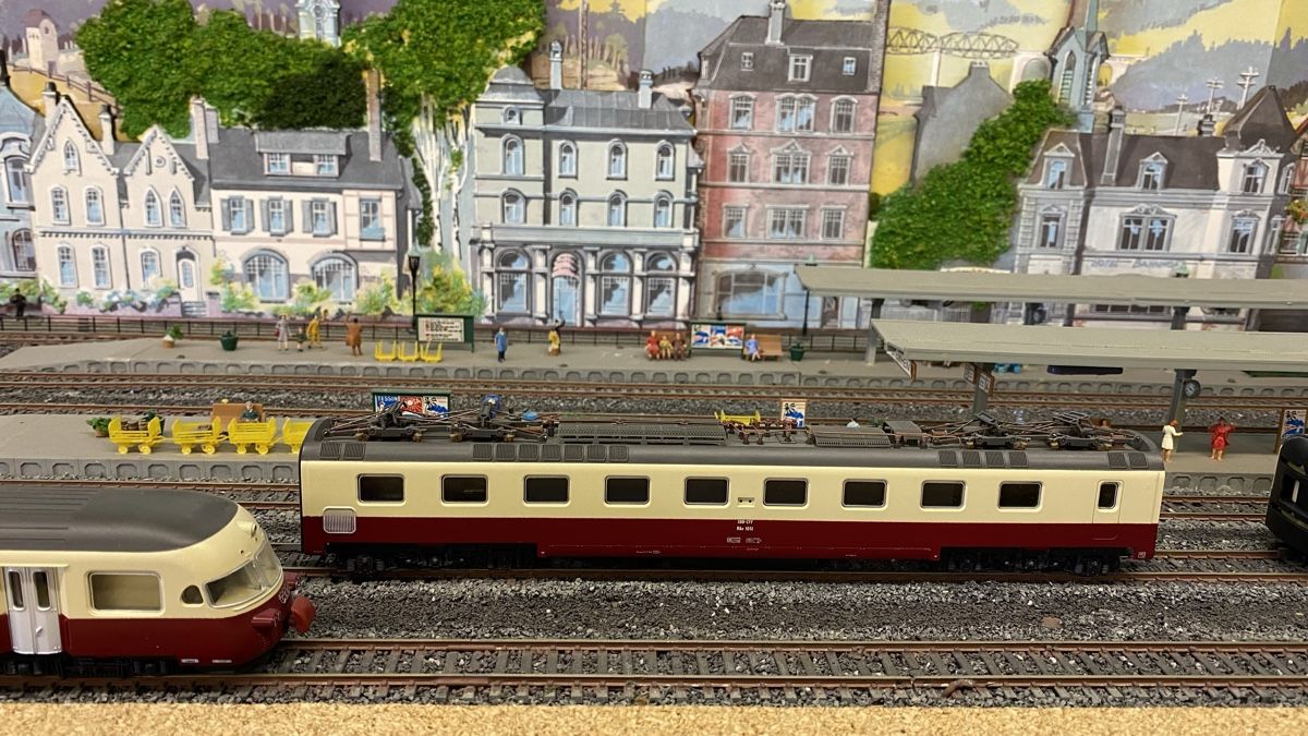 Lima Modellini di ferrovie: Lima 149812 Triebzug RAe TEE SBB H0 – Usato da Glattpark (Opfikon) venduto da anywaya23 9