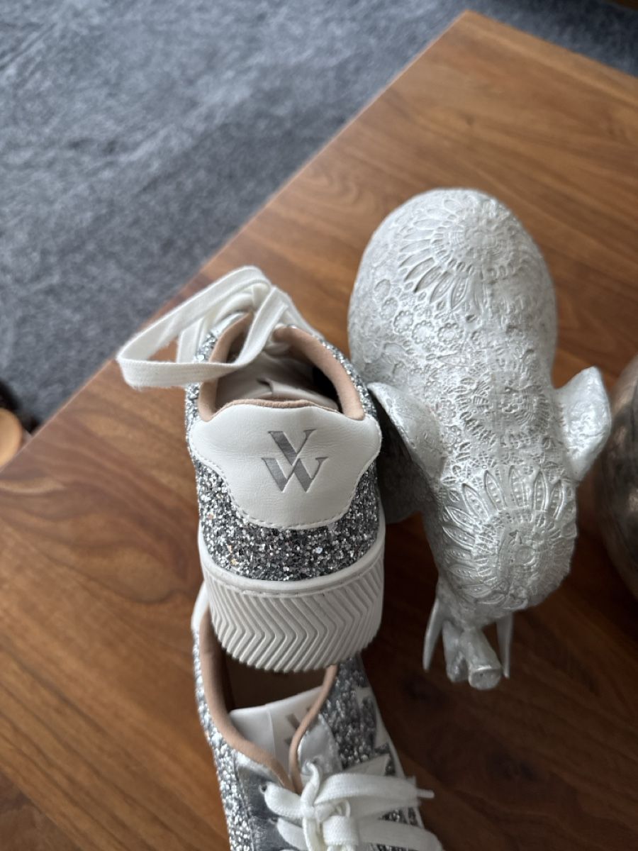 Scarpe da donna: Wanessa Wu Sneaker Gr 39 Silber Glitzer – Nuovo (secondo la descrizione) da Embrach venduto da Dmoney 2