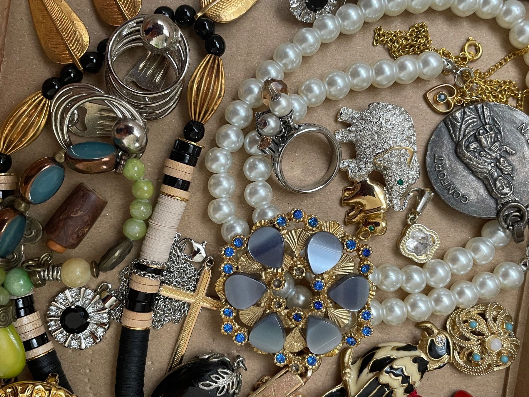 Lot De Bijoux Vintage Et Anciens – Occasion, Mélange De Pièces