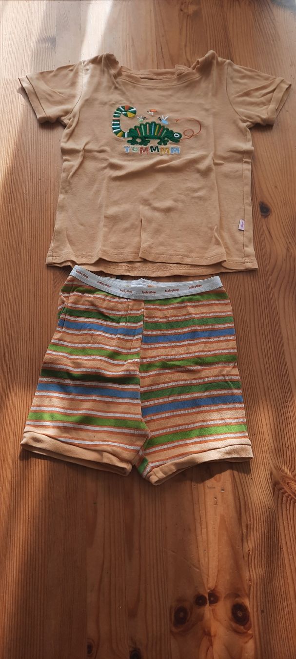 Pyjamas & Ähnliches: GAP Pyjama 4 Years – Gebraucht aus Aesch BL von ChezToKa