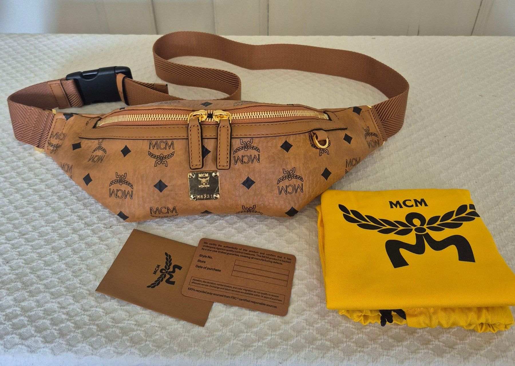 Mcm Borse: Neue MCM Belt Bag – Nuovo (secondo la descrizione) da Dottikon venduto da Pega7 1