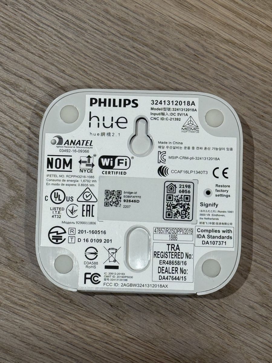 Philips Hub & Switch: Philips Hue Bridge gebraucht – Usato da Meilen venduto da MiasanMia25 1
