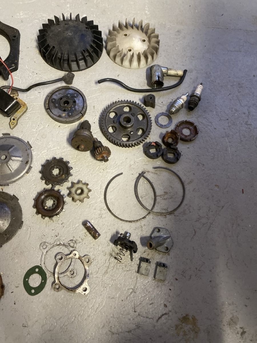 Puch Parti ricambio per ciclomotori: Puch/Sachs Motorenteile  – Difettoso da Büren an der Aare venduto da twostrokeguy 1