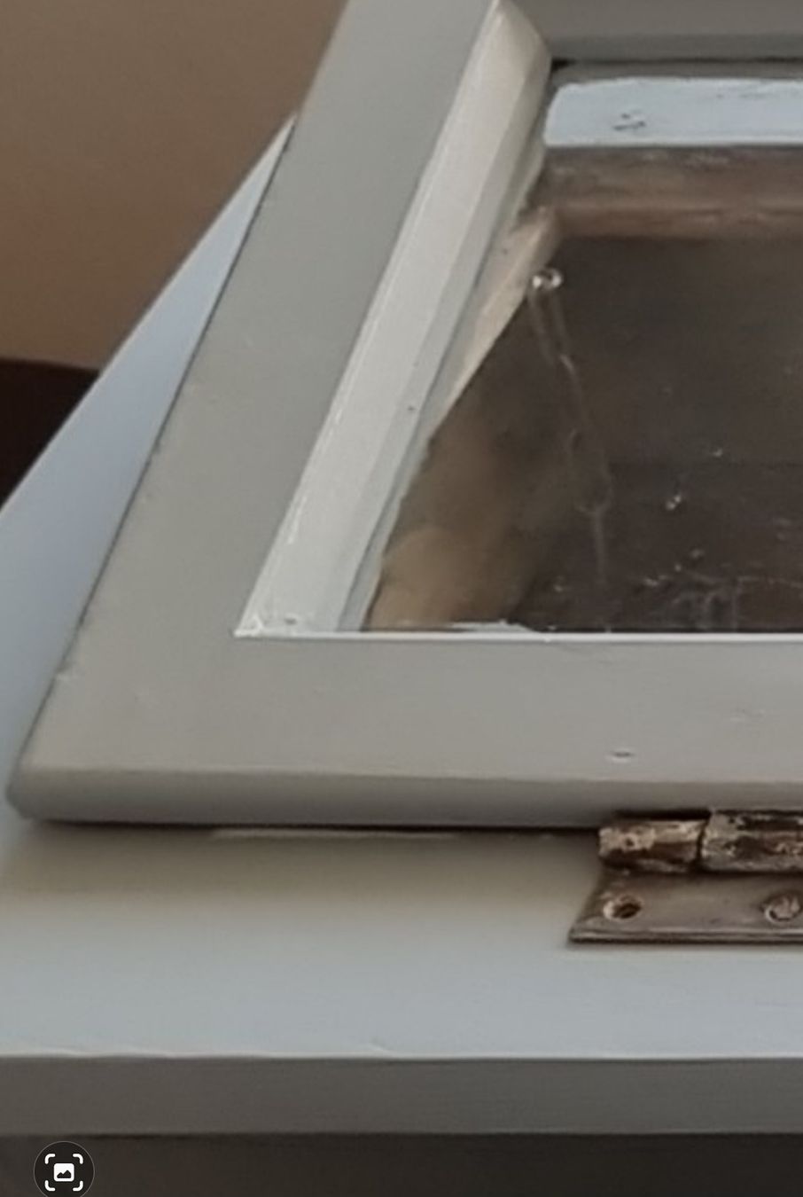 Finestre: Minibar altes Fenster – Usato da Basel venduto da 123KIKIDEE 2