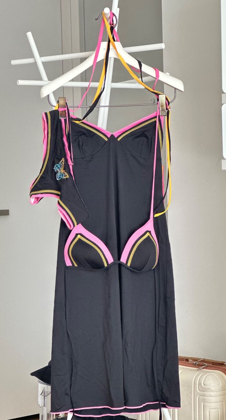 Costumi da bagno & Bikini: Edles Bikini Set mit Butterfly-Applikation – Nuovo (secondo la descrizione) da Zürich venduto da laschelli