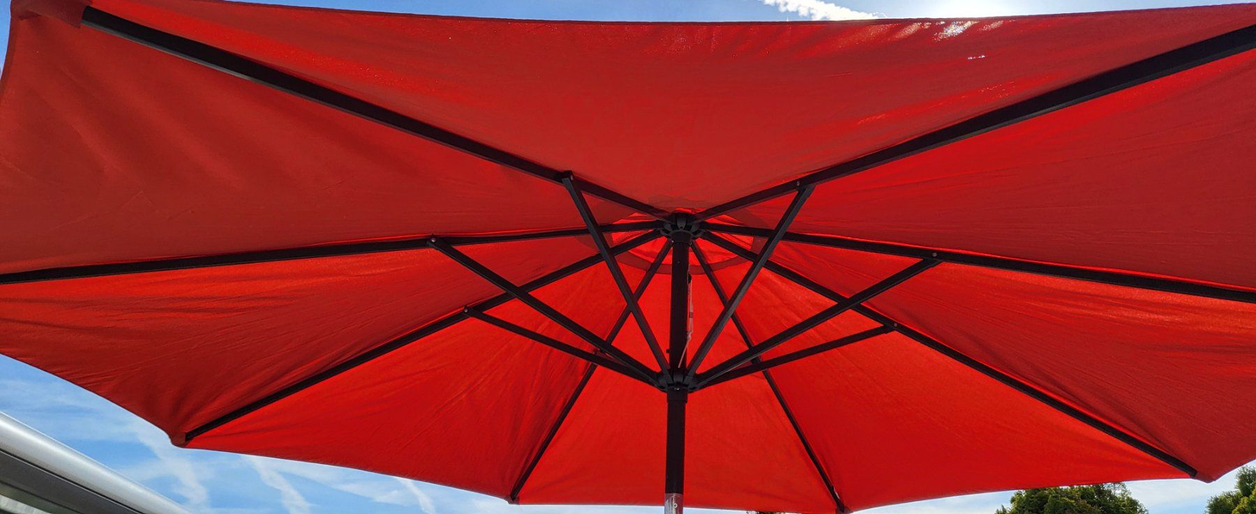 Ombrelloni: Sonnenschirm rot, 3m Durchmessser – Usato da Adlikon b.Regensdf venduto da YvZi 1