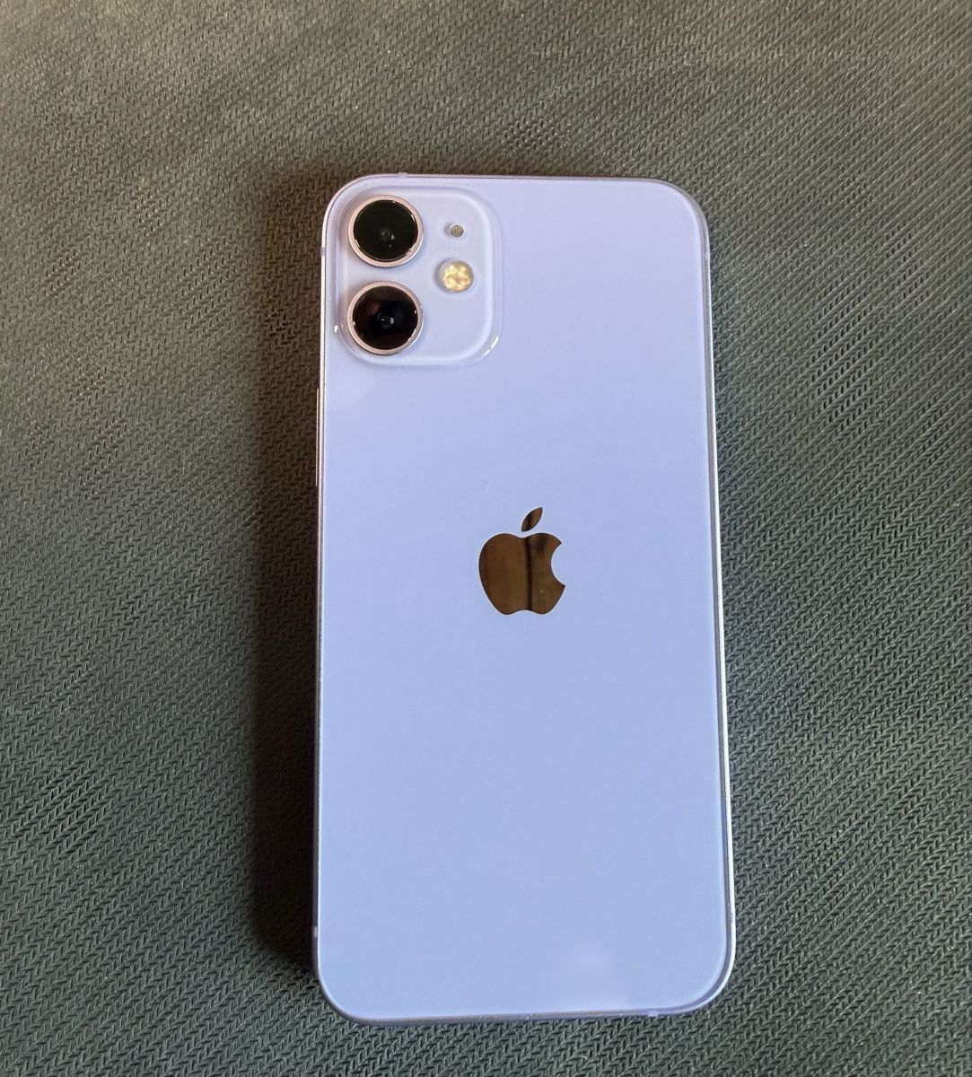 Apple Telefoni cellulari / Smartphones: iPhone 12 mini 128GB Purple - Top Zustand – Usato da Biberen venduto da Kroki79 2