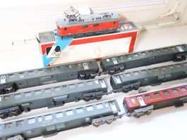 Lima SBB Re 4/4 E-Lok + Personenwagen Set H0 DC