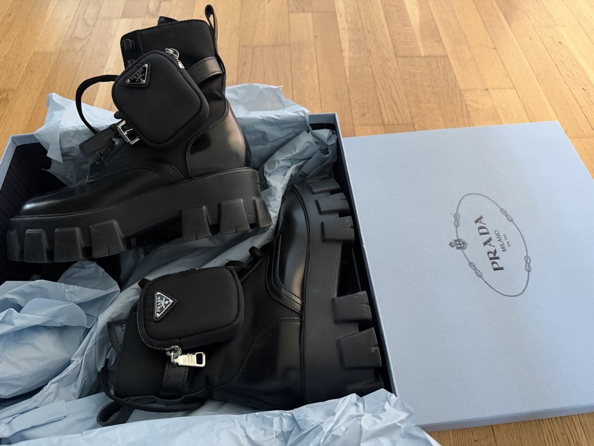 Chaussures femmes: Original Prada Boots  – Neuf (Voir description) à Rüfenacht BE par Goldenstore