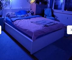 Bettrahmen weiss 180x200 cm guter Zustand