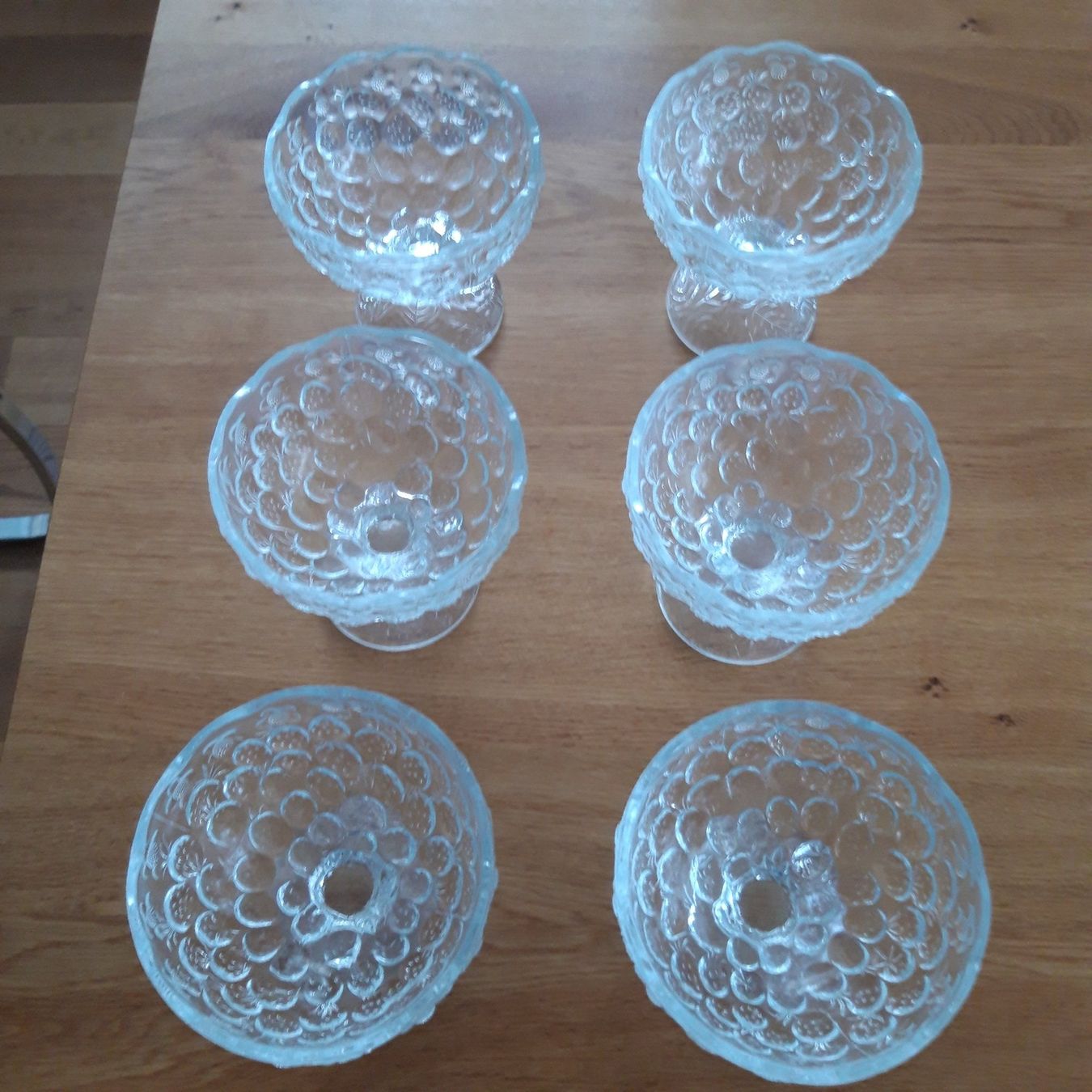 Set di piatti: Dessert Gläser – Usato da Ennetbürgen venduto da Kondor1950