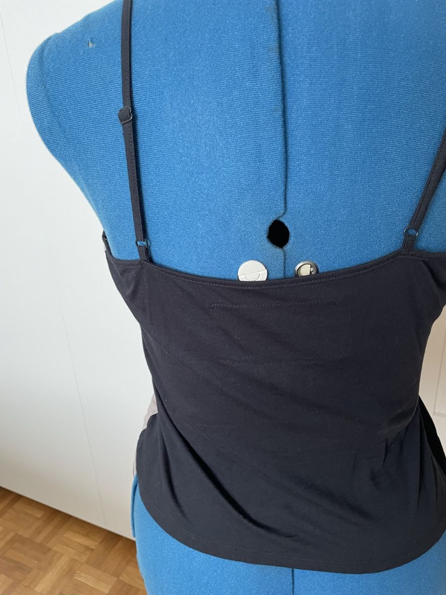Karen Millen Tops: Top von Karen Millen aus Seide – Gebraucht aus Winterthur von tat_ky5h 1
