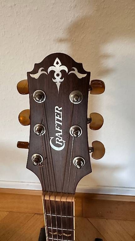 Strumenti musicali: Akustikgitarre Crafter mit Preamp – Usato da Bern venduto da Stefan_20000