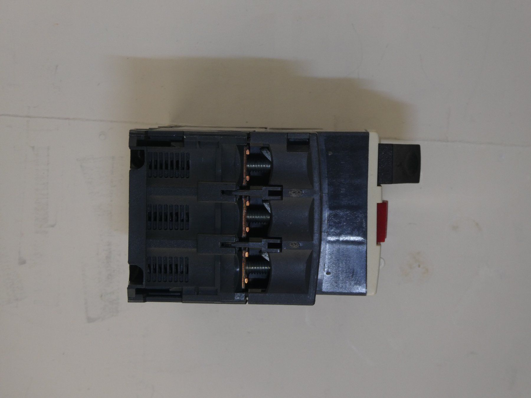 Schneider Elektronikbauteile: Motorschutzschalter von Schneider Electric – Neu (gemäss Beschreibung) aus Fulenbach von Hach0 2