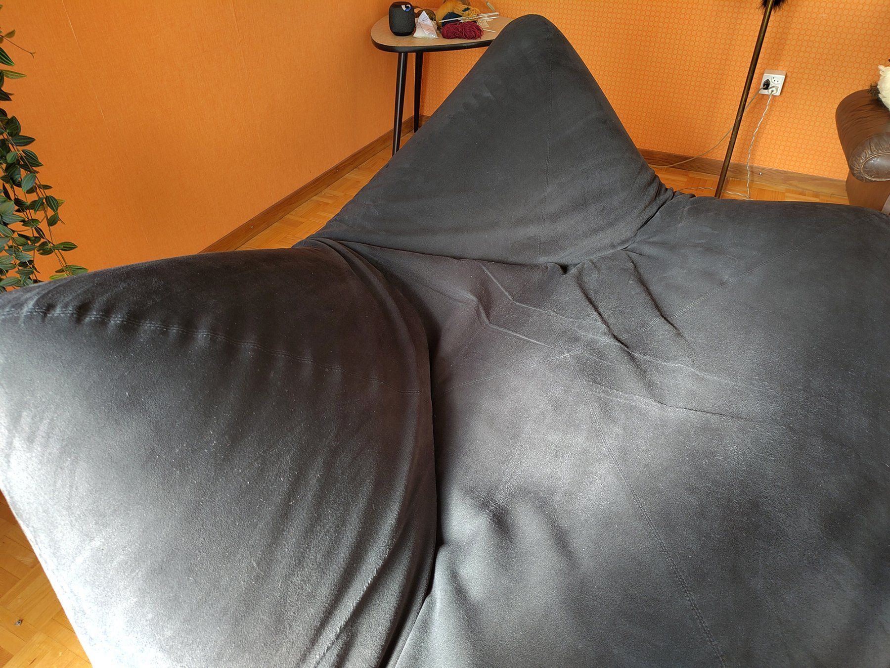 Arflex Divani: Arflex Ribalta Alcantara Sofa – Usato da Langwiesen venduto da Katic 3