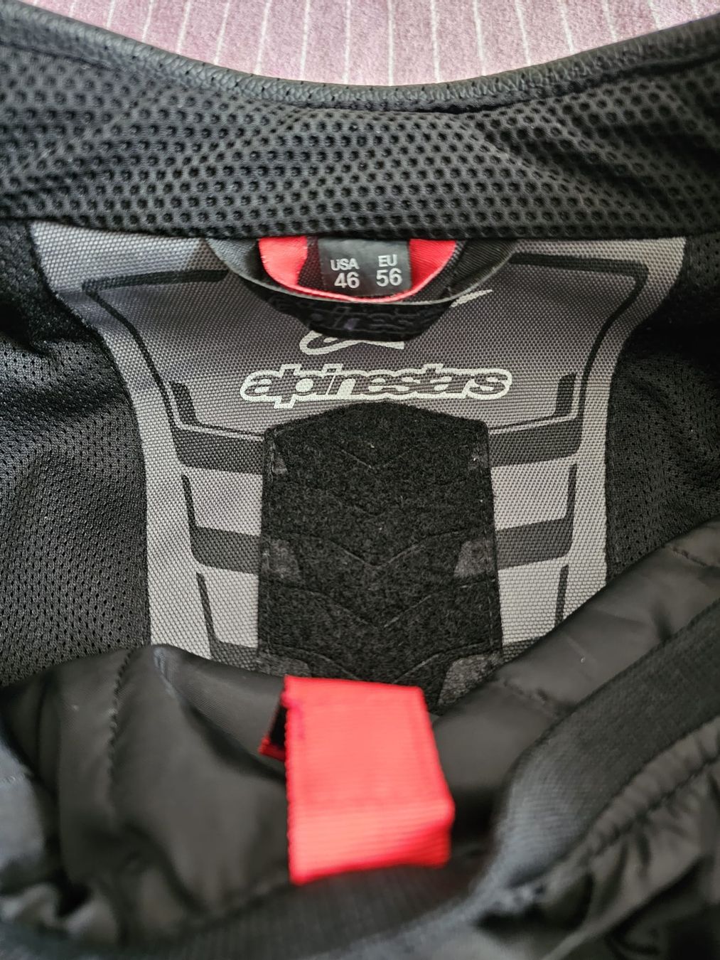Alpinestars Completi: Combinaison Moto Alpinestars Cuir – Usato da Bulle venduto da Cargomez 3