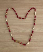Längere Kette, rot + beige, neu
