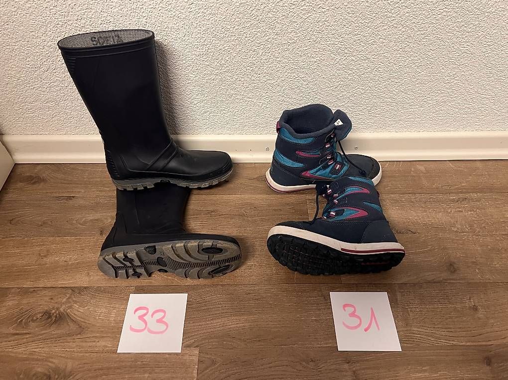 Scarpe per ragazze: Turnschuhe - Kinderschuhe 31-35 – Usato da Gunzgen venduto da Jack_83 2