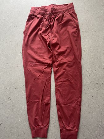 Invicta Damen-Hose, Grösse M/L Weinrot – Bequem für Herbst!