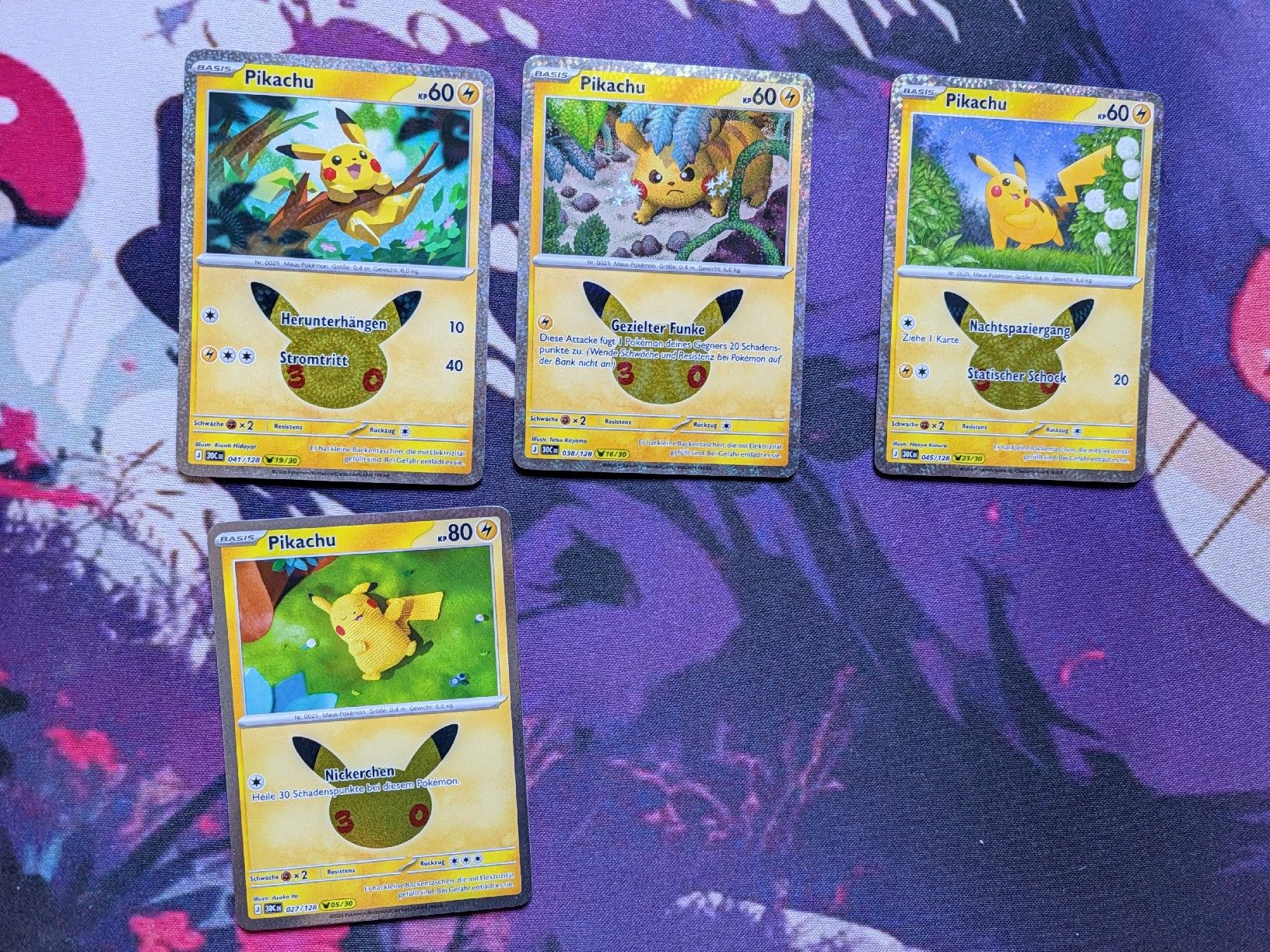 Pokémon Sammelbilder & Trading cards: 4 Pokemon Karten Pikachu Set 30C DE – Neu (gemäss Beschreibung) aus Chur von FreakofRarity