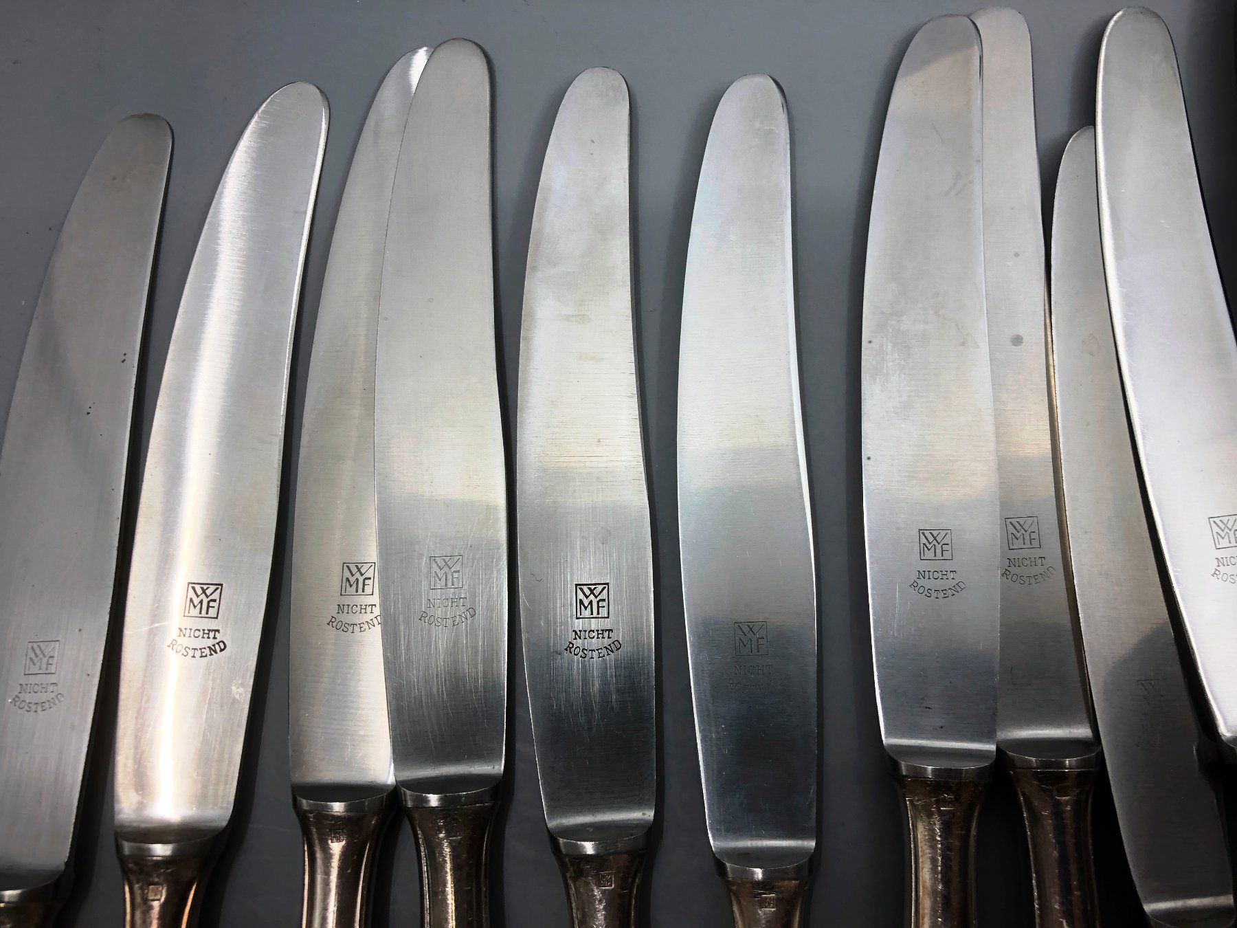 WMF Posate: 2x Tafelmesser versilbert WMF Modell 2200 – Usato da Basel venduto da Tiabeanie 4