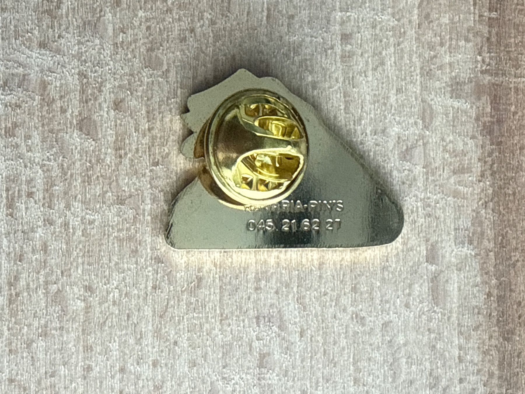 Placchette & Badge: Pin Hopp Kasi Club 92 – Usato da Glattbrugg venduto da Schweigmatt 1