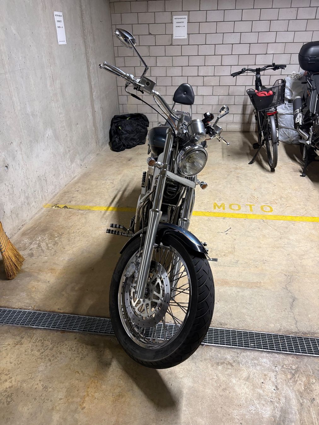 Suzuki Cruisers: Suzuki VS 1400 Intruder | MFK 08.2024 | Viele Eintragungen – D'occasion à Bassersdorf par Zeni_Swiss 8