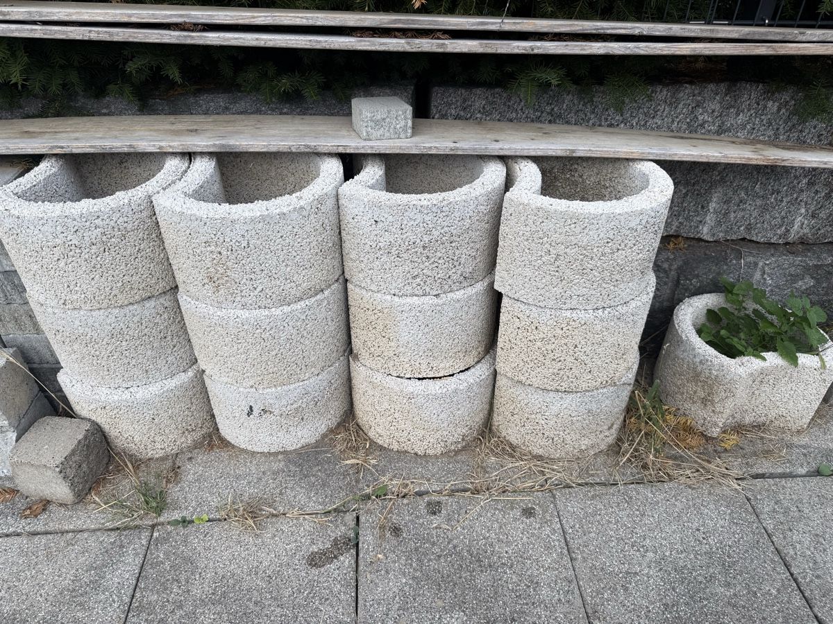 Pietre & tegole: Böschungssteine 14 stück – Usato da Sulz LU venduto da Anglea79