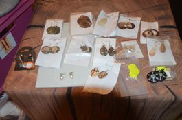 15 PAAR BOUCLES OREILLES NEU